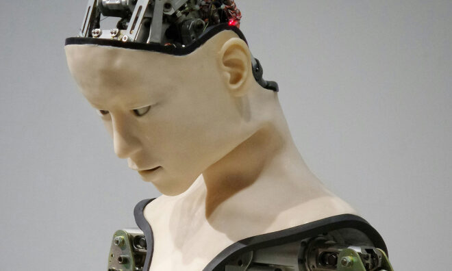 Picture of a human like robot, depicting a future where artificial intelligence is part of everyday life in the laboratory.